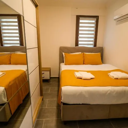 Case de vacanță Cozy And Central With Lovely View And Shared Pool In Fethiye